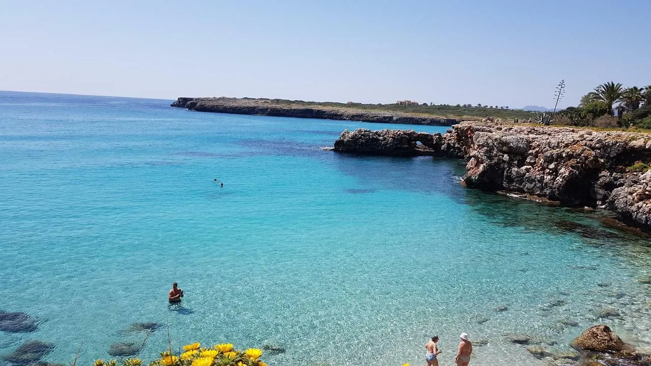 Cala Morlanda contacts